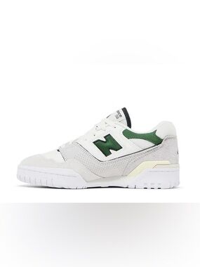 Women’s New Balance 550 Sea Salt Nori Sneakers